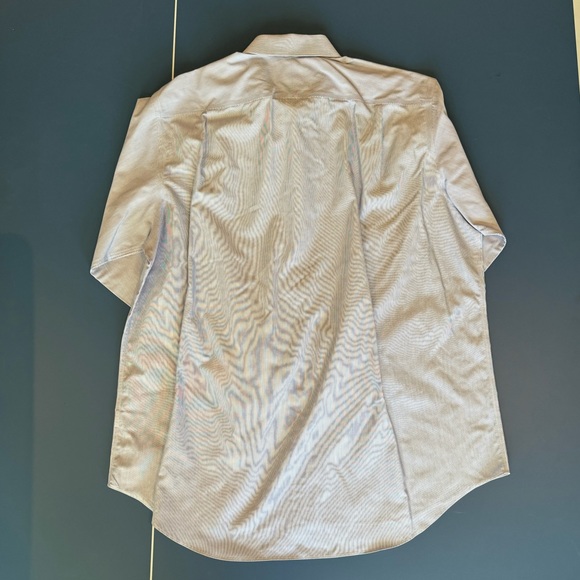 Charles Tyrwhitt Dress Shirt
Non Iron Classic Fit - Picture 4 of 7